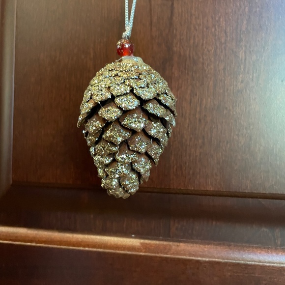 Pinecone Ornaments with Glitter & Beads, Set of 24, NWT - Picture 7 of 16